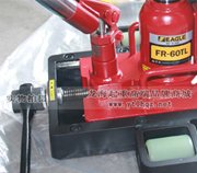 FR-60TL帶滑動臺爪式千斤頂結構展示