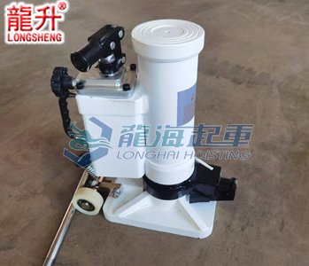 集裝箱專用千斤頂實物圖一 集裝箱專用千斤頂實物圖一