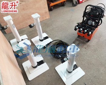 電動同步分離爪式千斤頂實物圖二 電動同步分離爪式千斤頂實物圖二